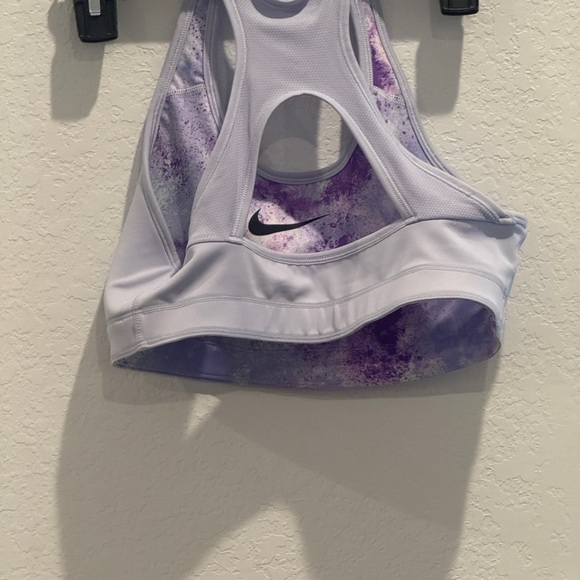 Nike Lavender and Violet Reversible Sports Bra - Picture 5 of 5
